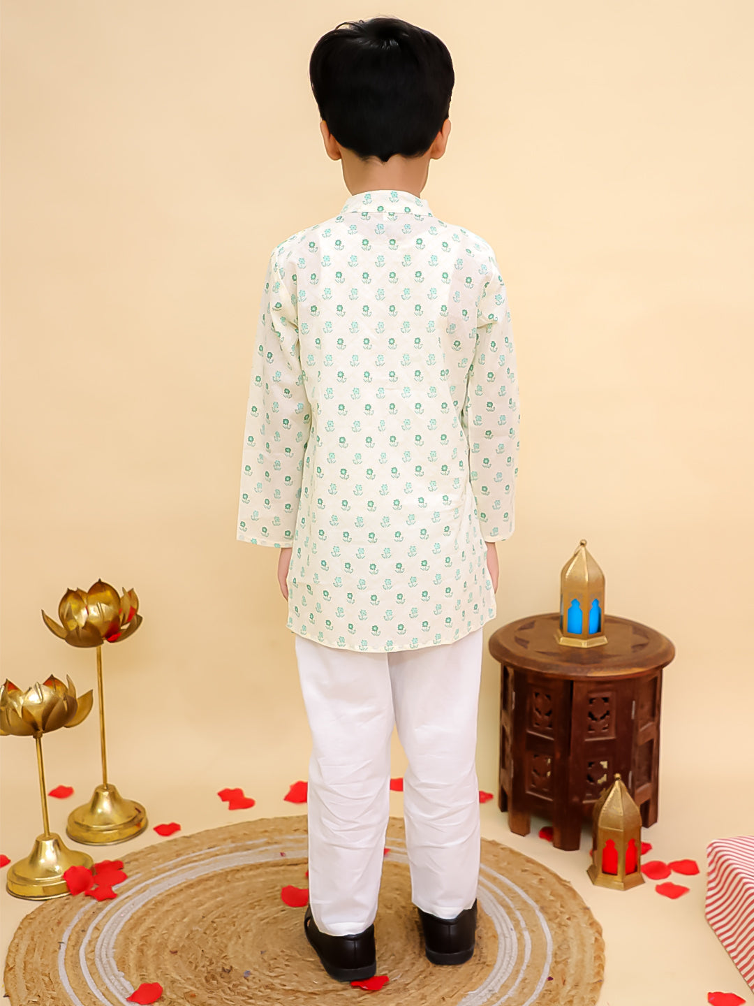 Green Cotton Full sleeves Floral Print Kurta Pyjama Set - AJ Dezines