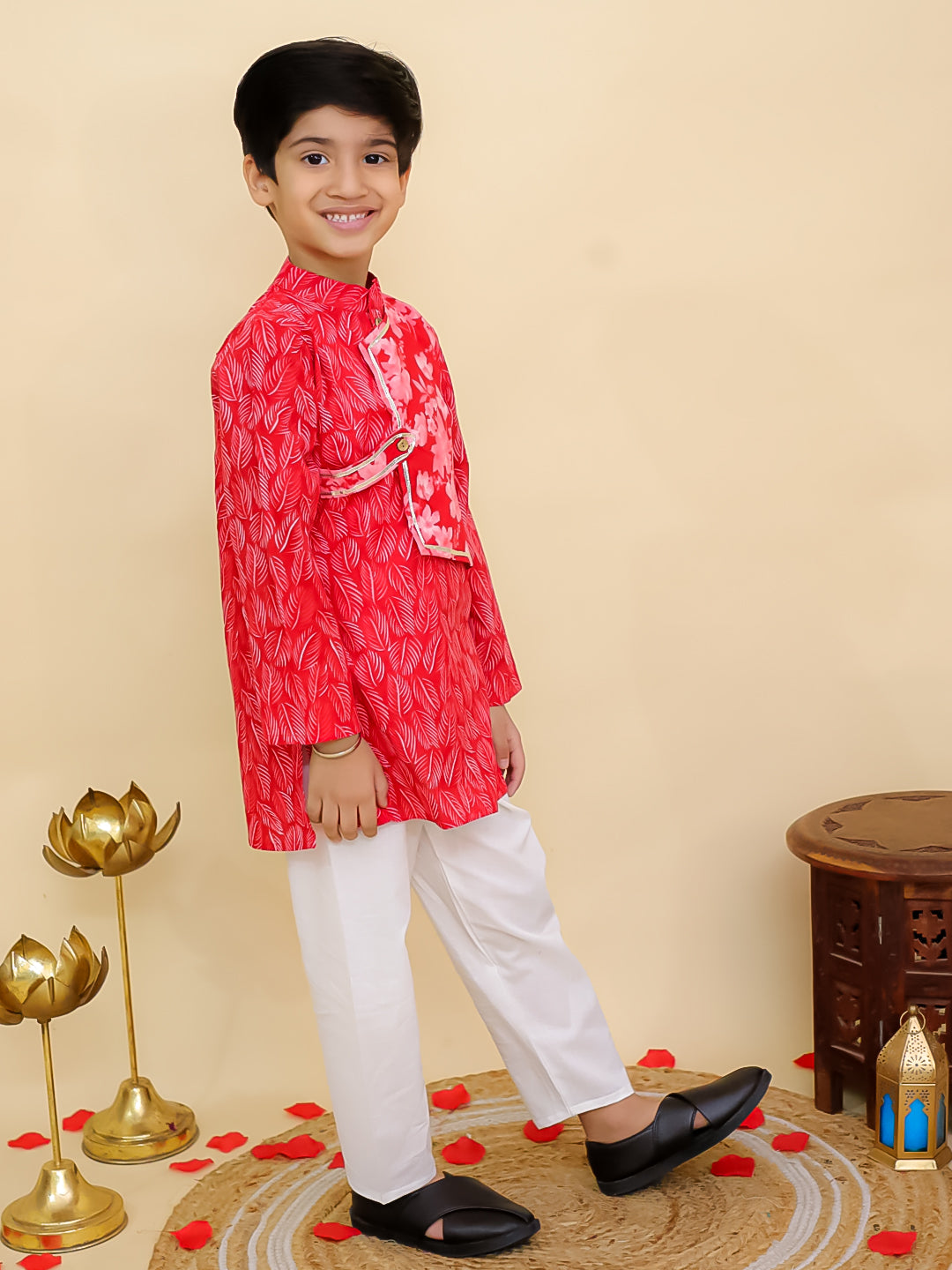 Red Cotton Full sleeves Floral Print Kurta Pyjama Set - AJ Dezines