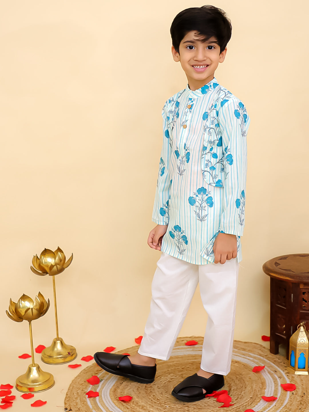 Blue Cotton Full sleeves Floral Print Kurta Pyjama Set