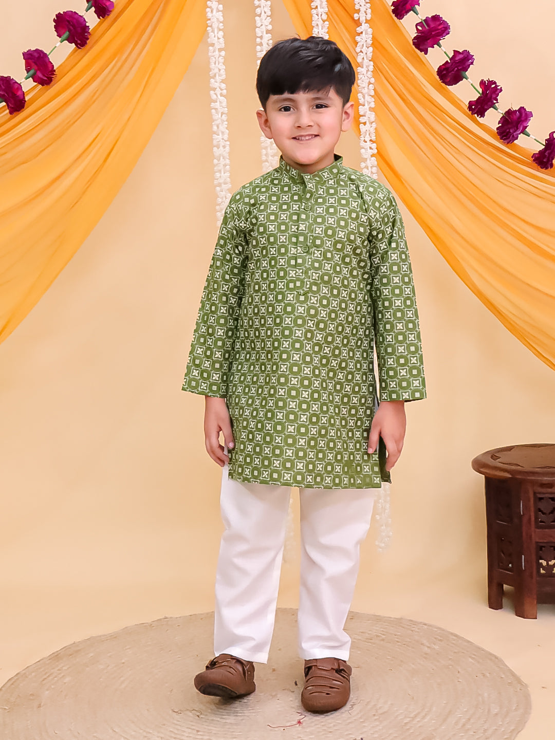 Boys Green Cotton Full Sleeves Printed Kurta Pyjama Set