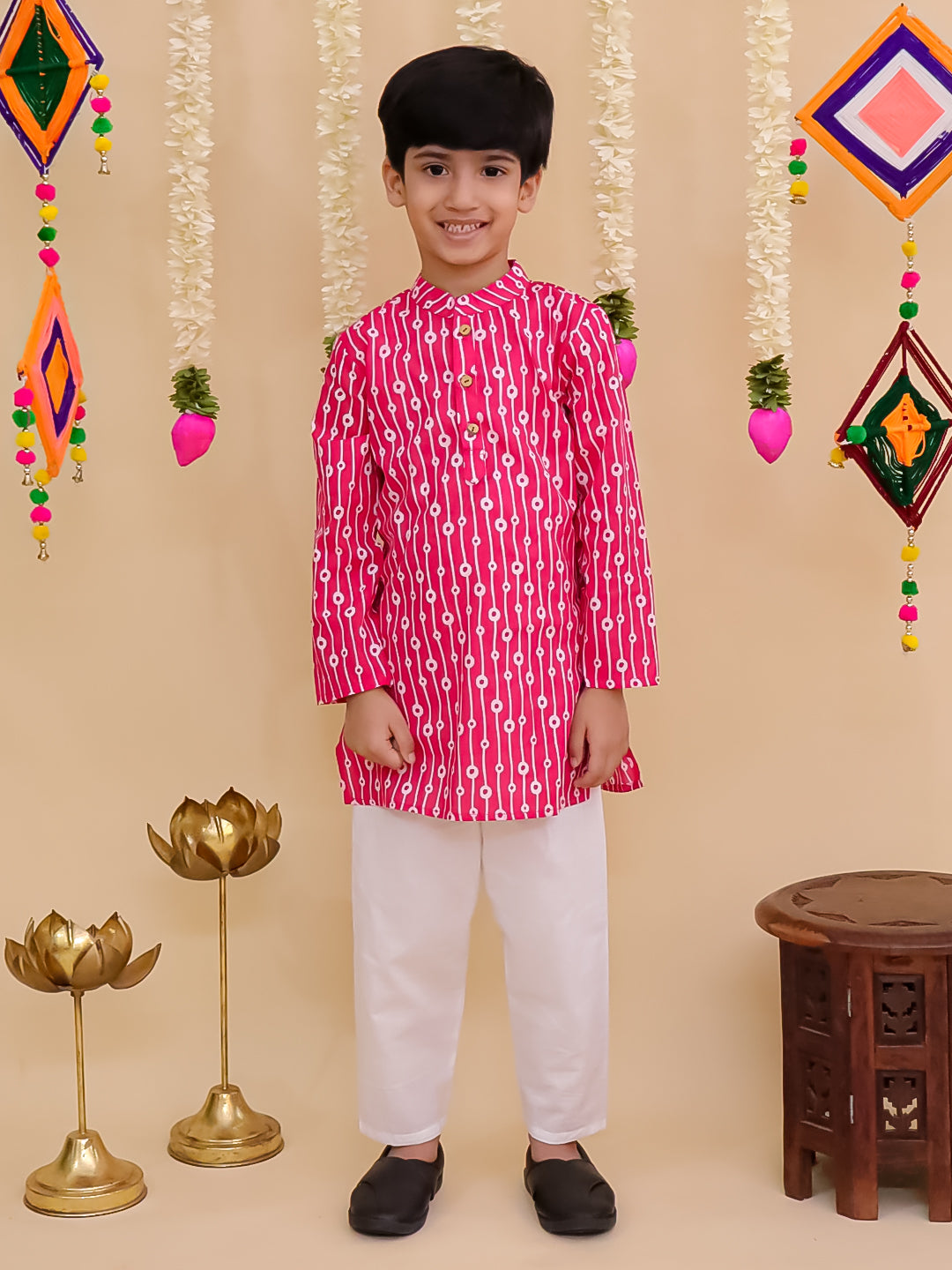 Boys Pink Cotton Full sleeves Printed Kurta Pyjama Set - AJ Dezines