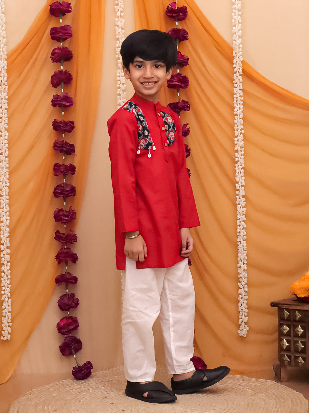 Red Cotton Full sleeves Printed Kurta Pyjama Set