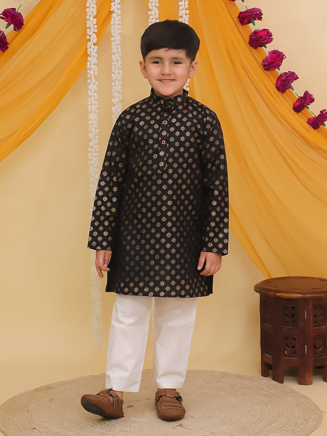 Black Cotton Full sleeves Foil Printed Kurta Pyjama Set