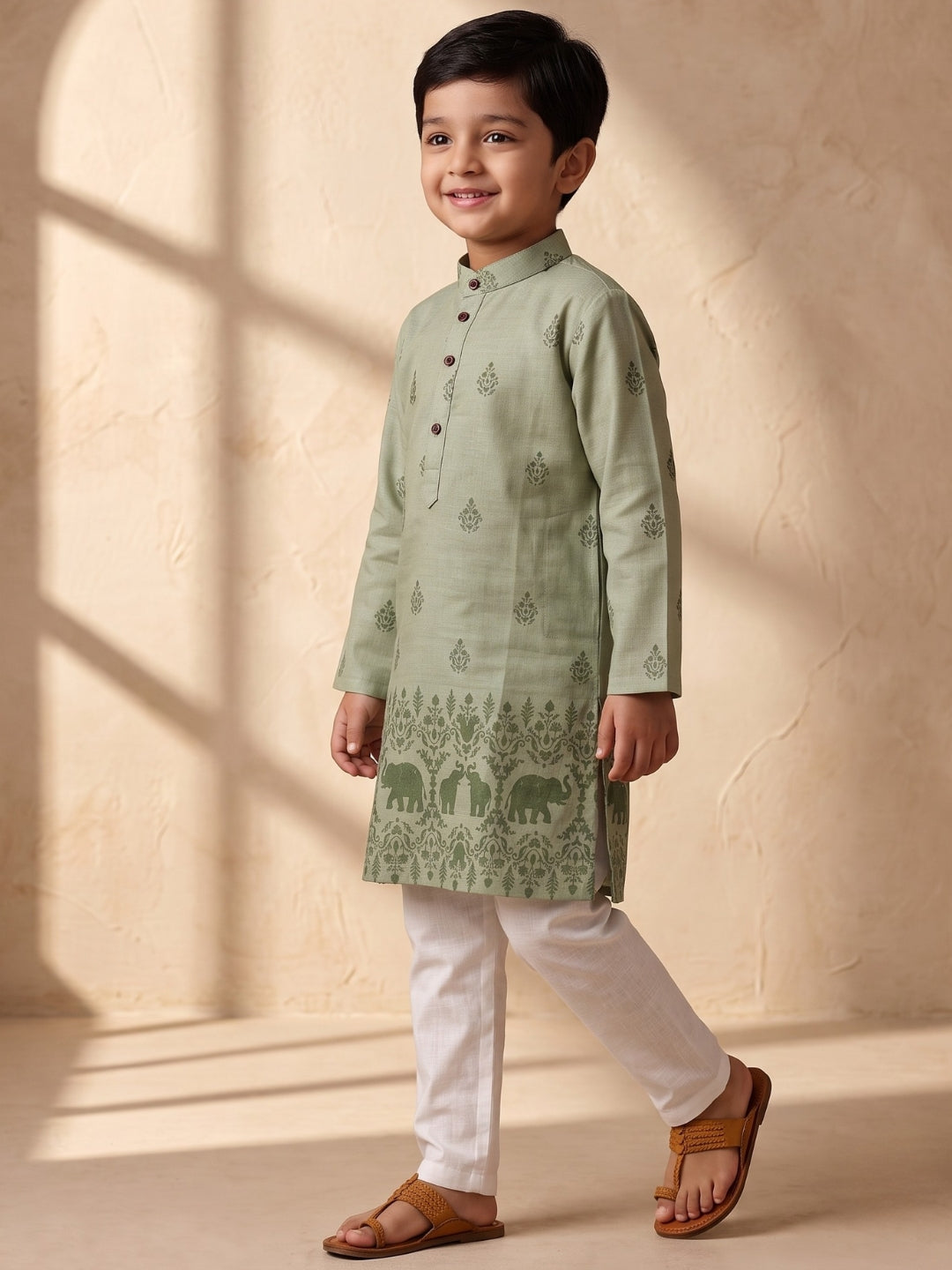 Green Elephant Printed Cotton Blend Kurta Pyjama Set For Boys