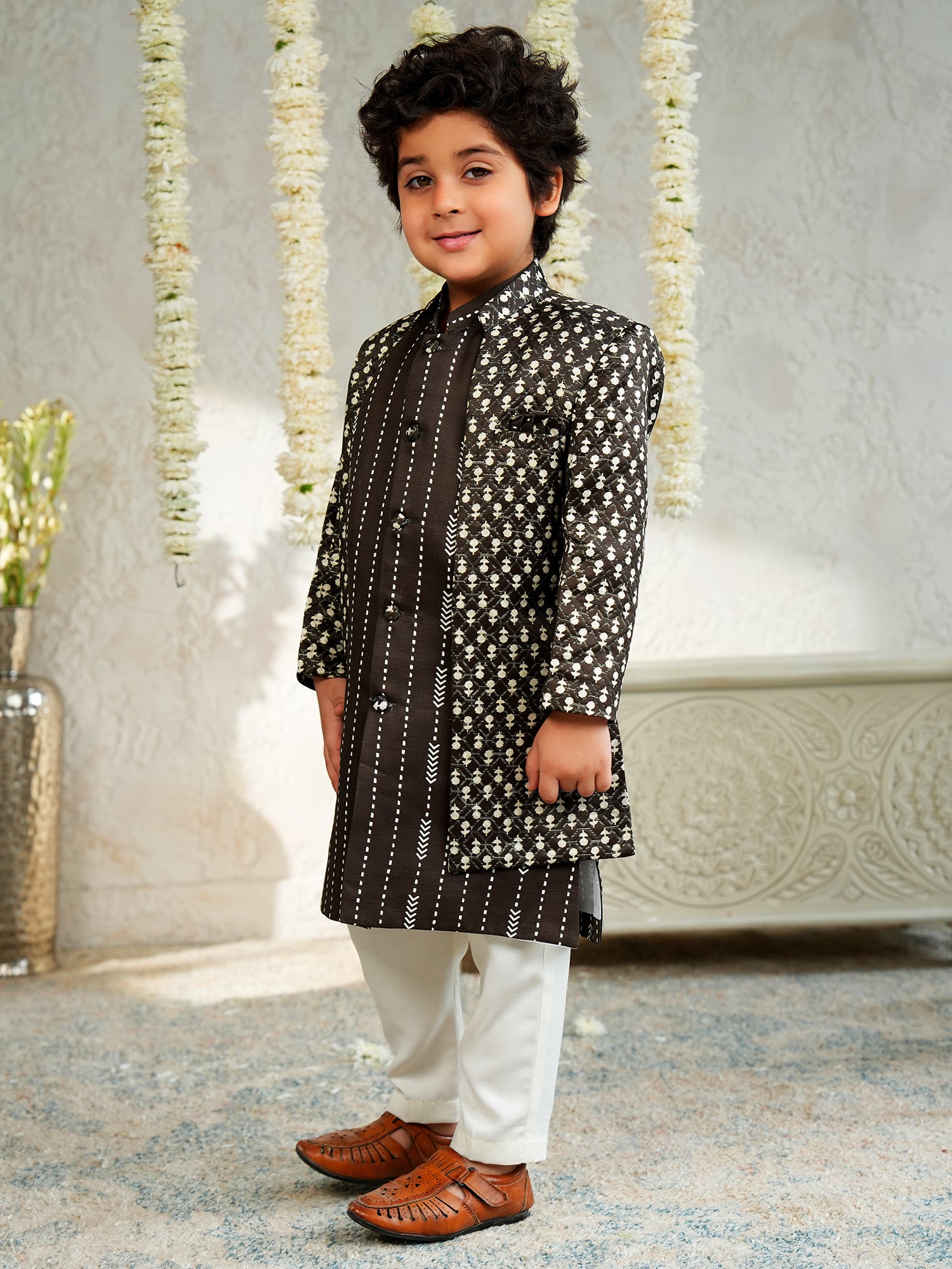 GREEN Jacquard Full Sleeves Rich Embroidery Sherwani