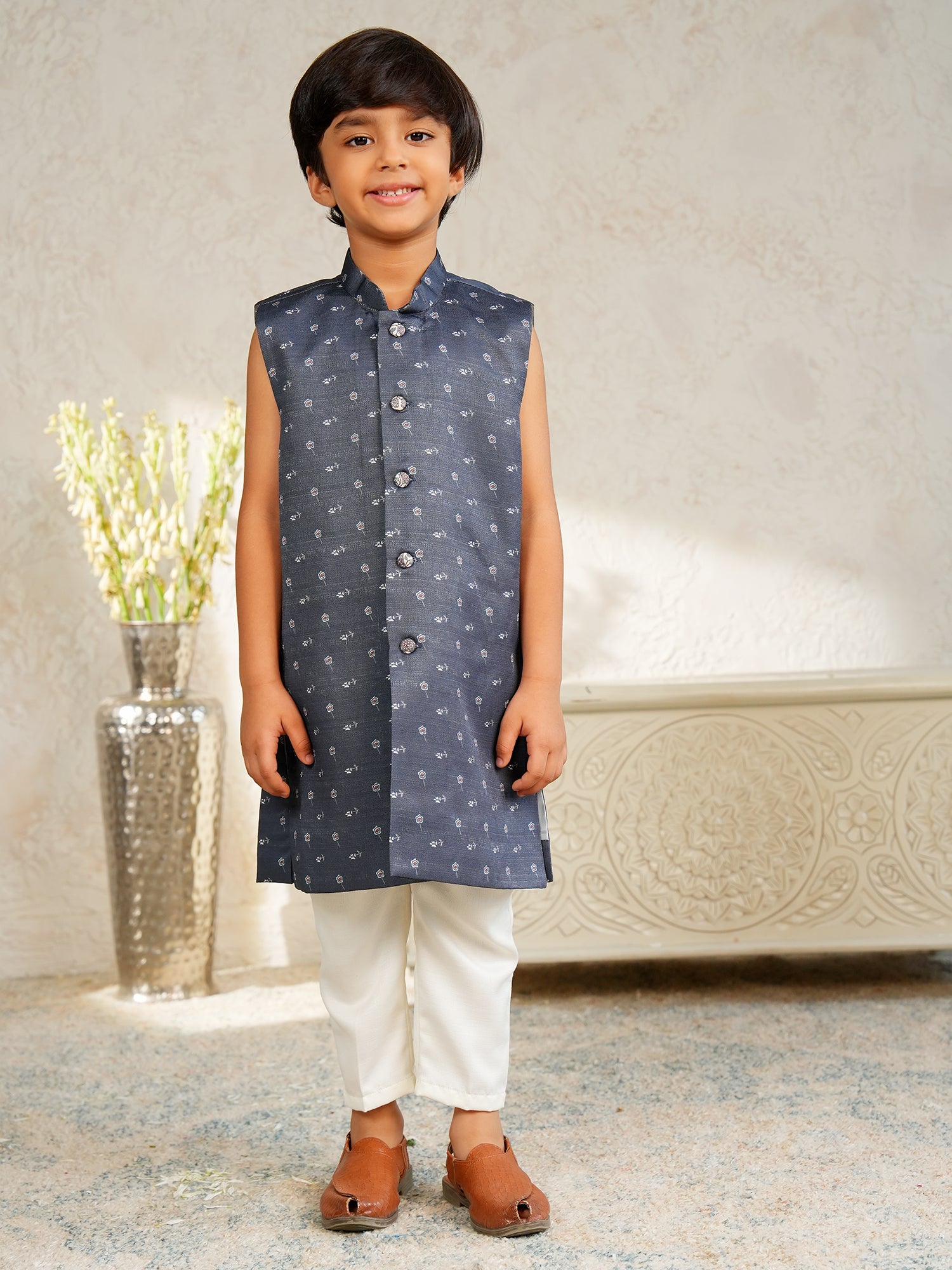Grey Jacquard Full Sleeves Rich Floral Embroidery Sherwani