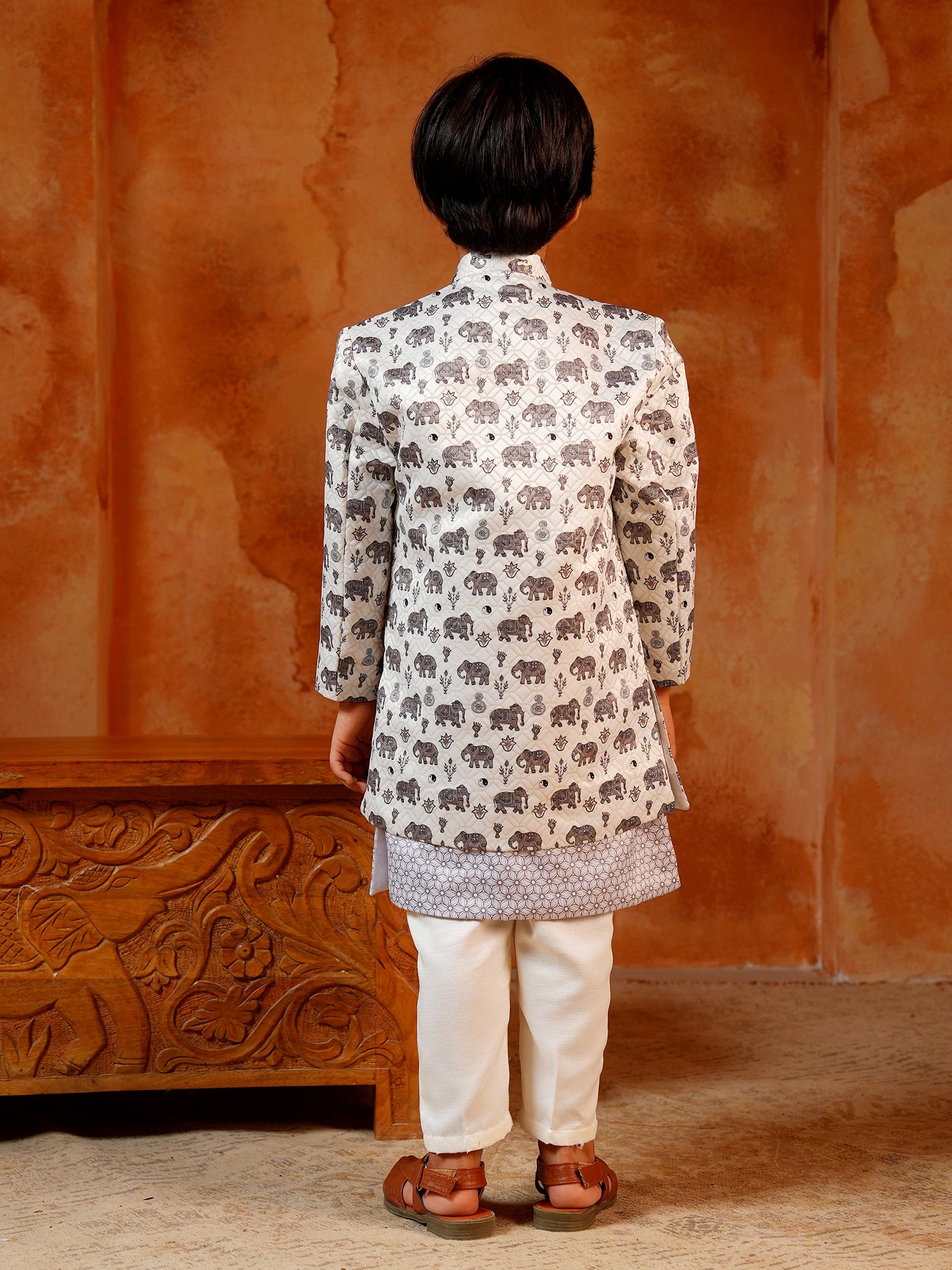 Grey Jacquard Full Sleeves Rich Elephant Embroidery Sherwani
