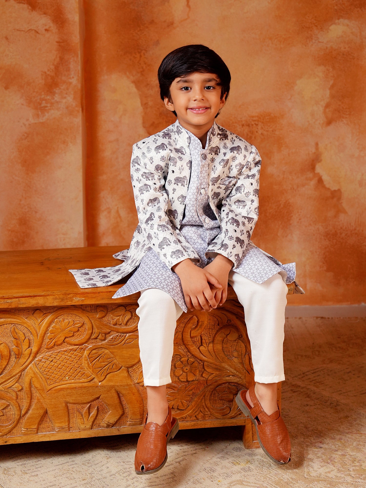 Grey Jacquard Full Sleeves Rich Elephant Embroidery Sherwani