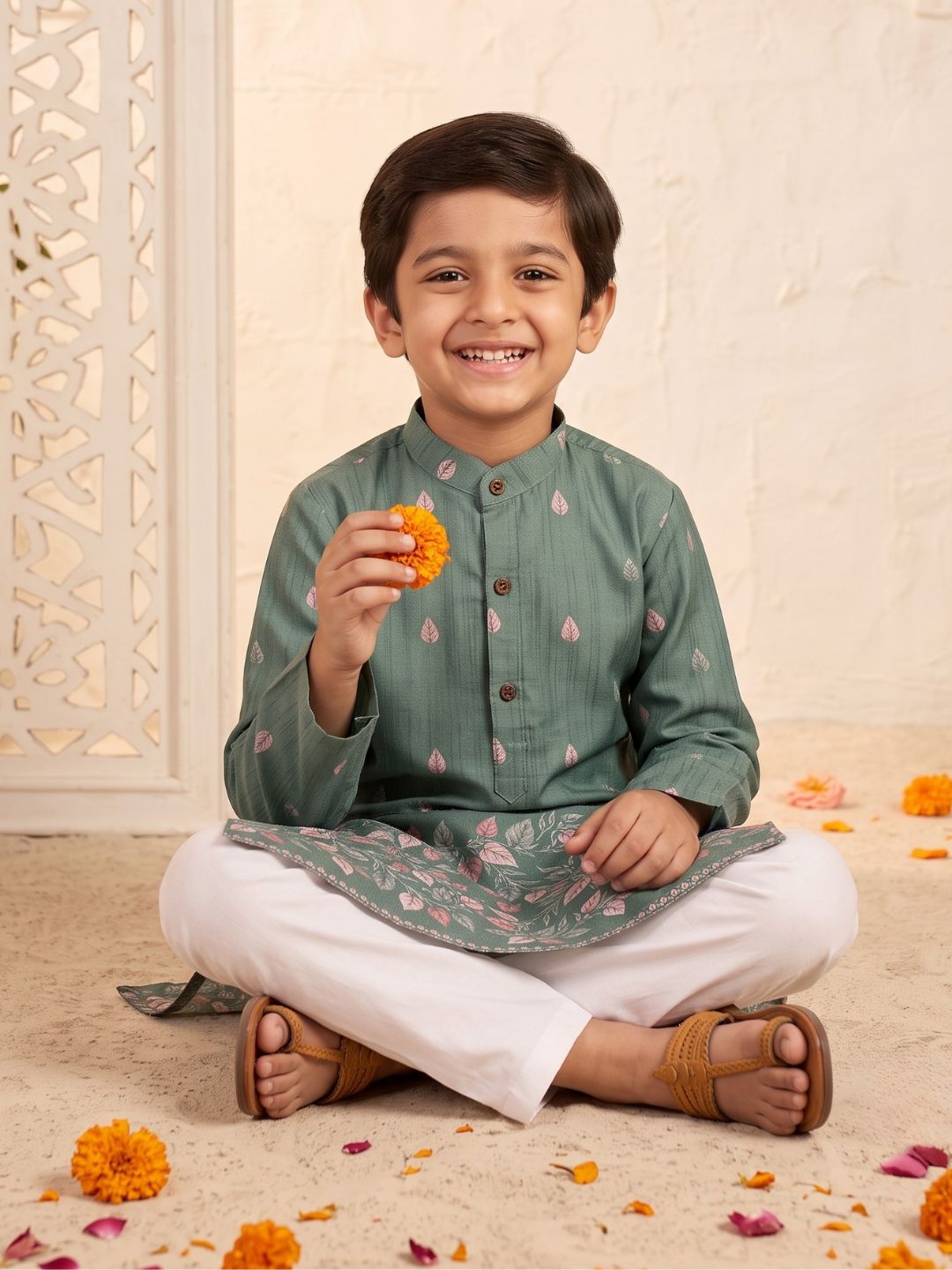 Green Leaf Print Cotton Blend Kurta Pyjama Set For Boys