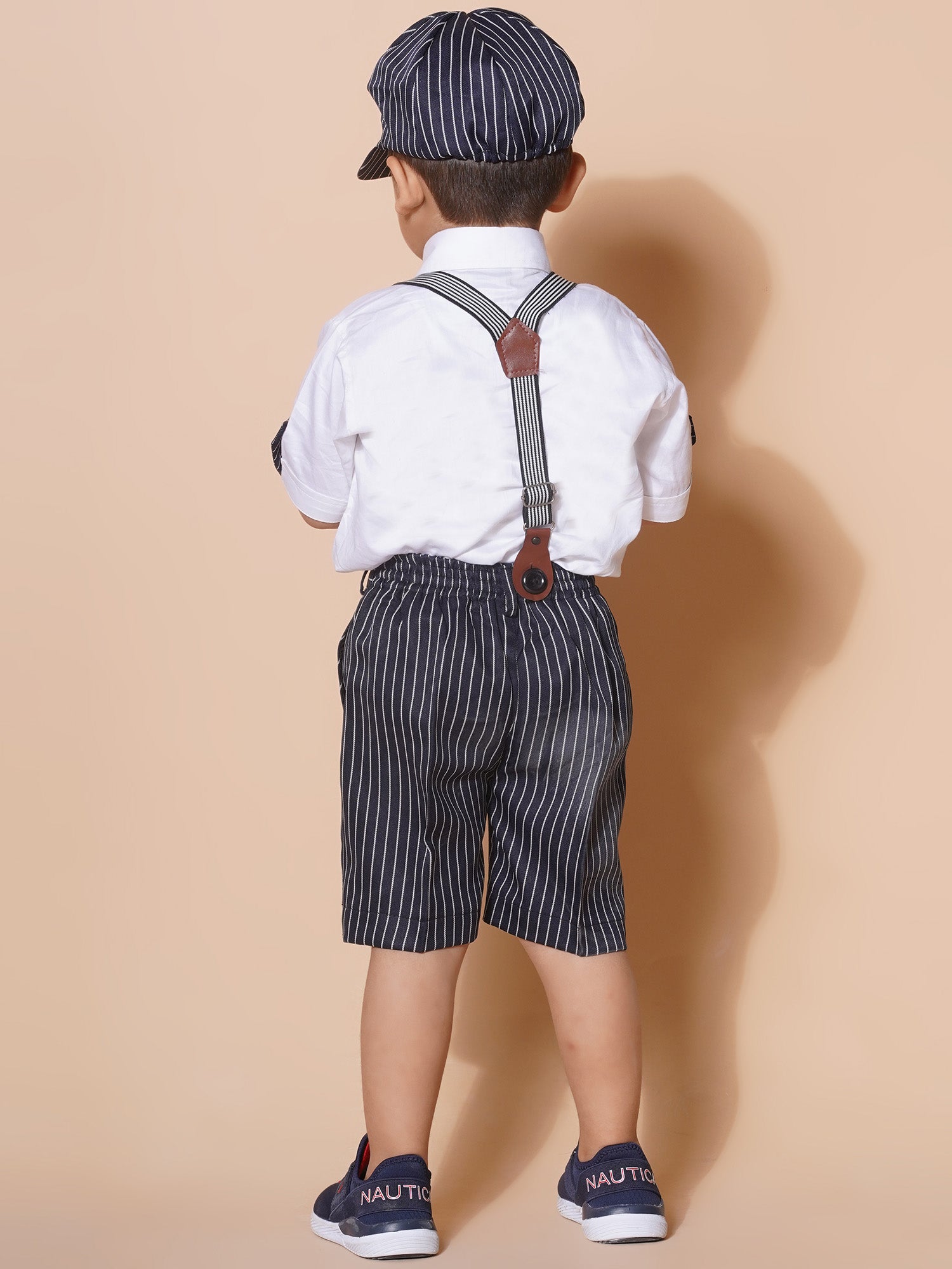 Kids Boys Black Solid Pure Cotton Dungaree - AJ Dezines