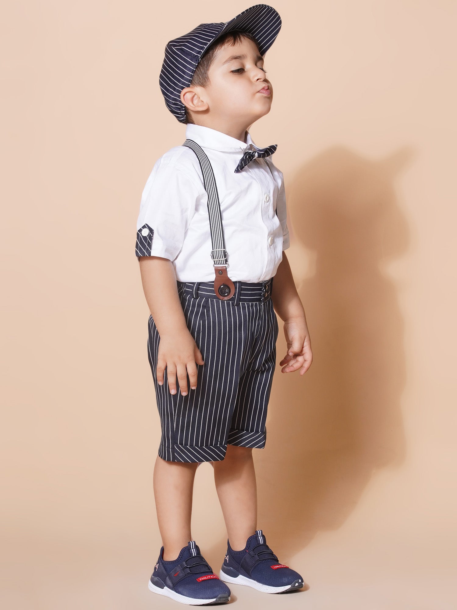 Kids Boys Black Solid Pure Cotton Dungaree - AJ Dezines