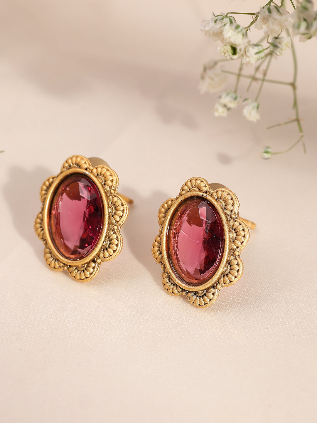 A Complimentary Touch of Glam-FREE