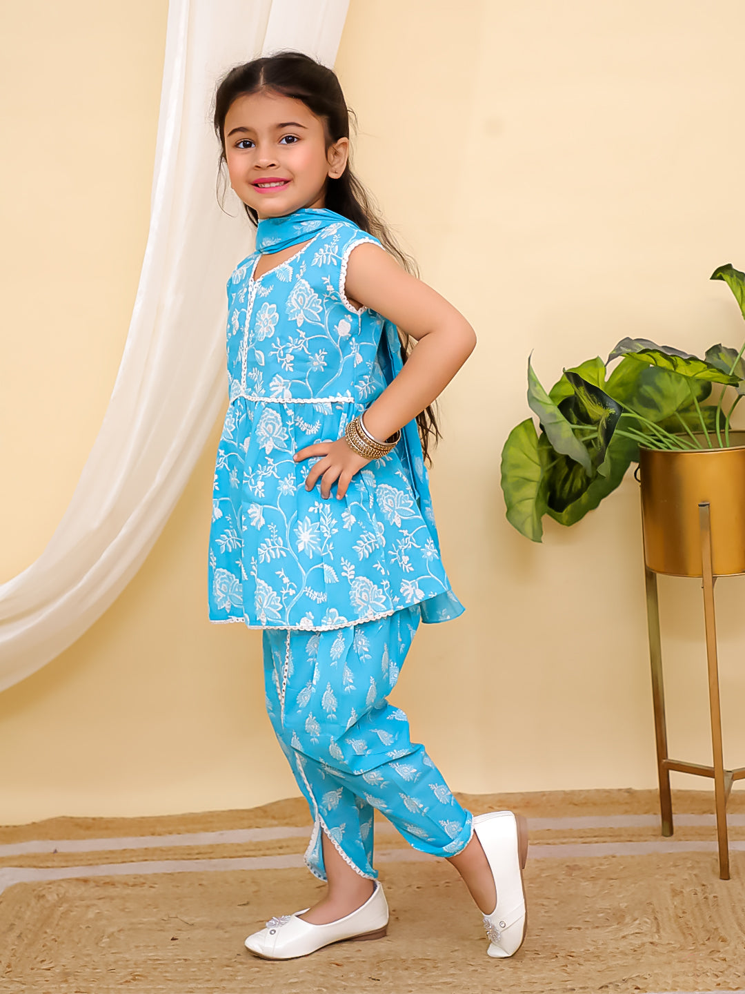 Sky Blue Sleeveless Floral Print Cotton Girls Suit Set For Girls - AJ Dezines