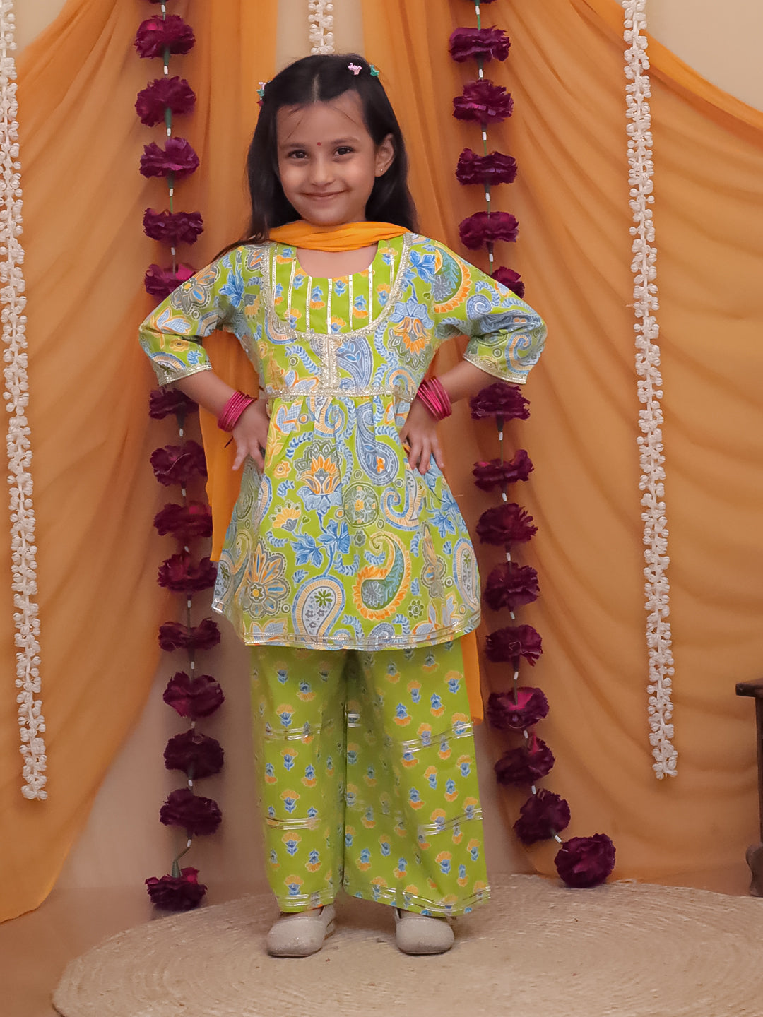 Girls Green Cotton Three-Fourth Sleeves Floral Printed Girls Suit Set