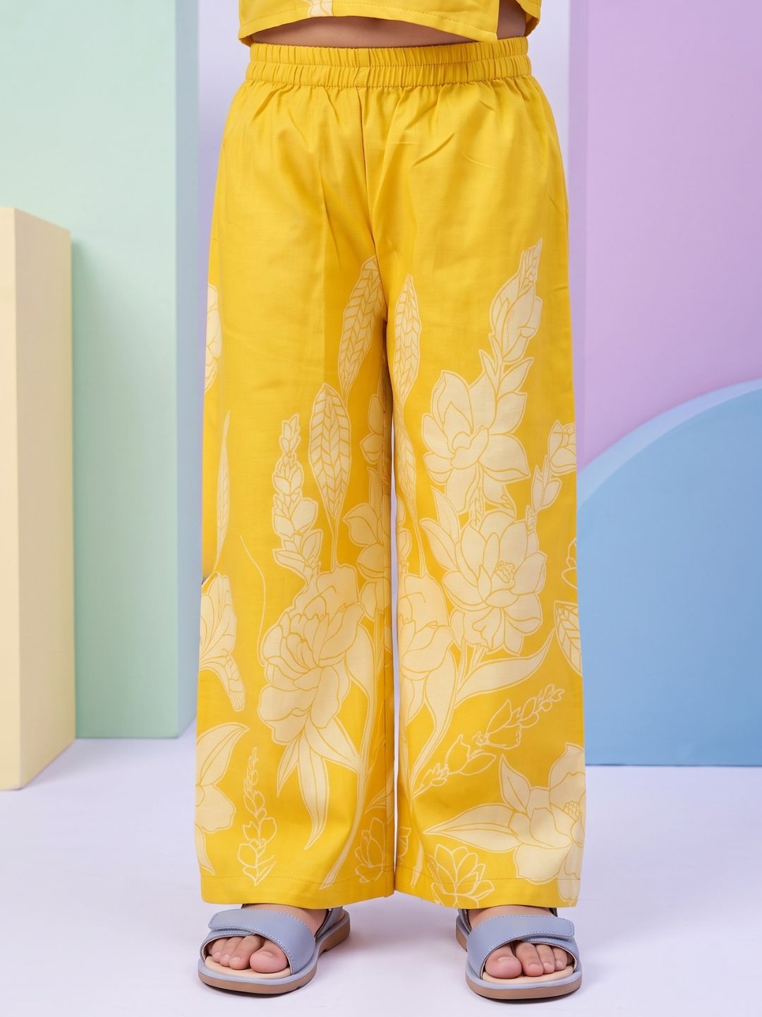Yellow Sleeveless Floral Cotton Co-Ord Sets For Girls