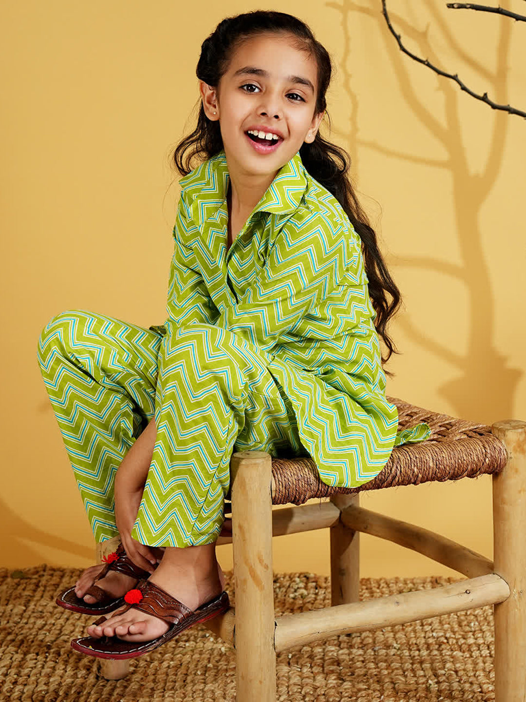 Green Cotton 3/4th Sleeves Zig-zag Printed Girls Co-Ords - AJ Dezines
