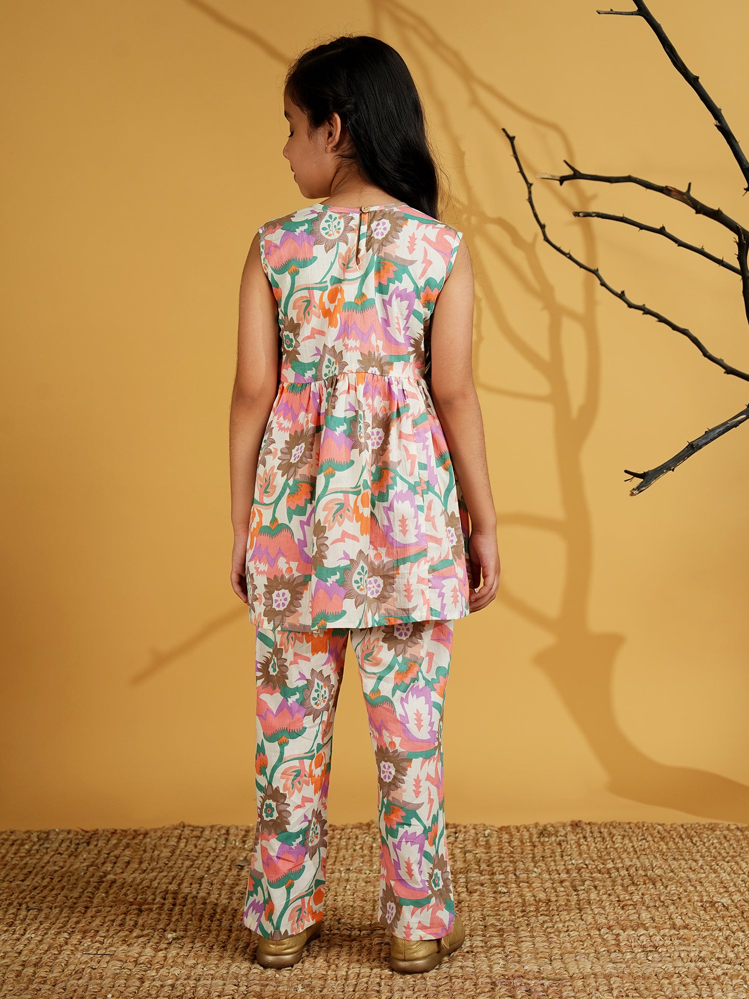 Pink Cotton Sleeveless Floral Print with Lace Work Girls Co-Ords - AJ Dezines