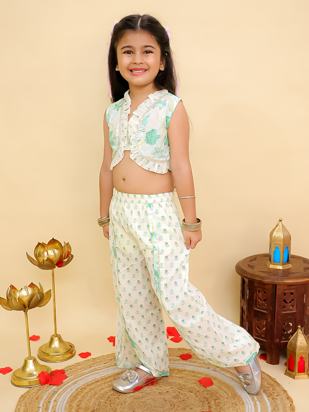 Green Cotton Sleeveless Floral Print Stylish Casual Outfit Co-Ords Set For Kids Girls
